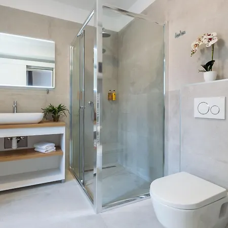 2m Exclusive With Balcony Apartment